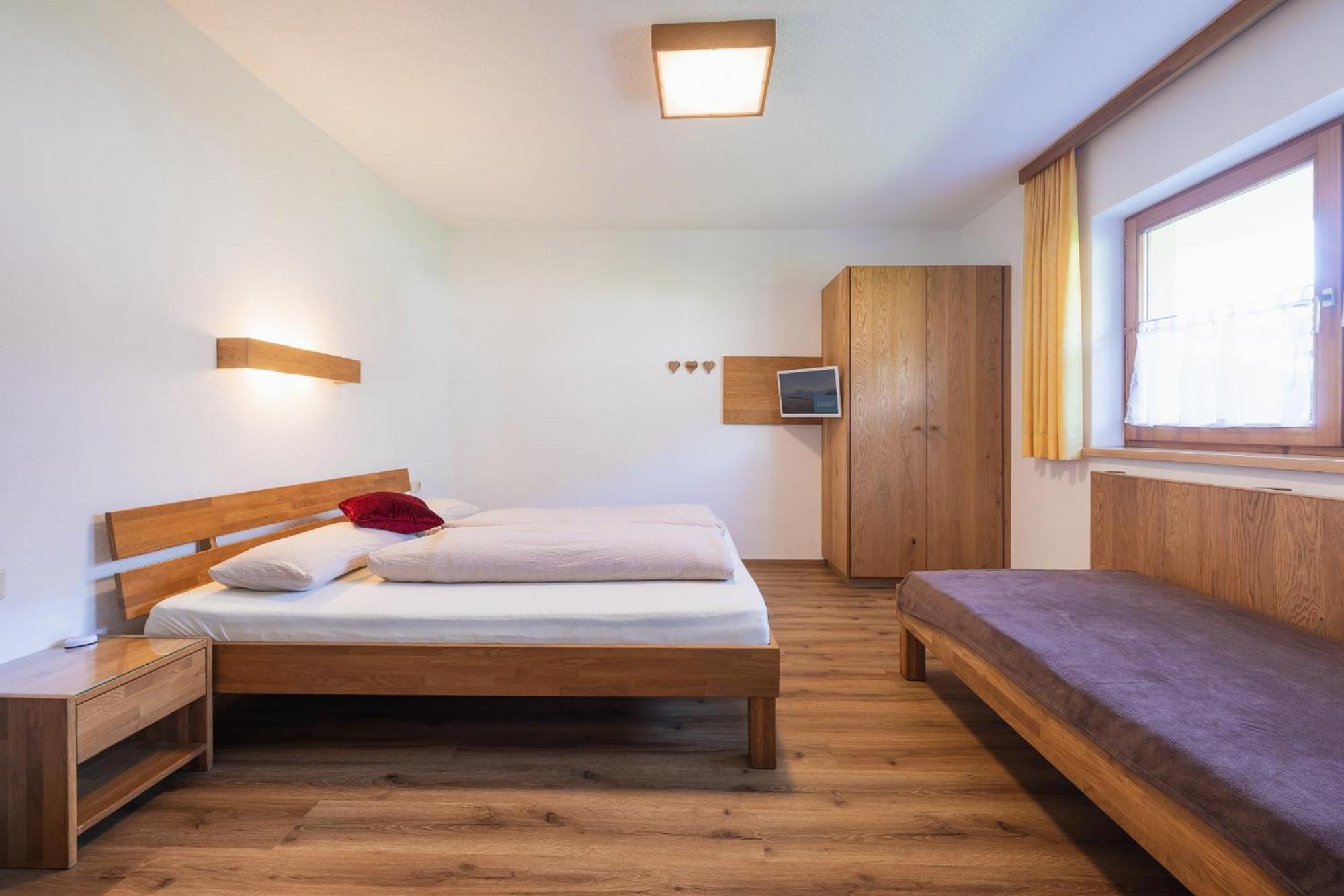 Apartment Peer Нойштіфт-ім-Штубайталь Екстер'єр фото